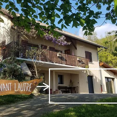 Un Pied Devant L'Autre Sainte-Marie-D'Alvey Zewnętrze zdjęcie