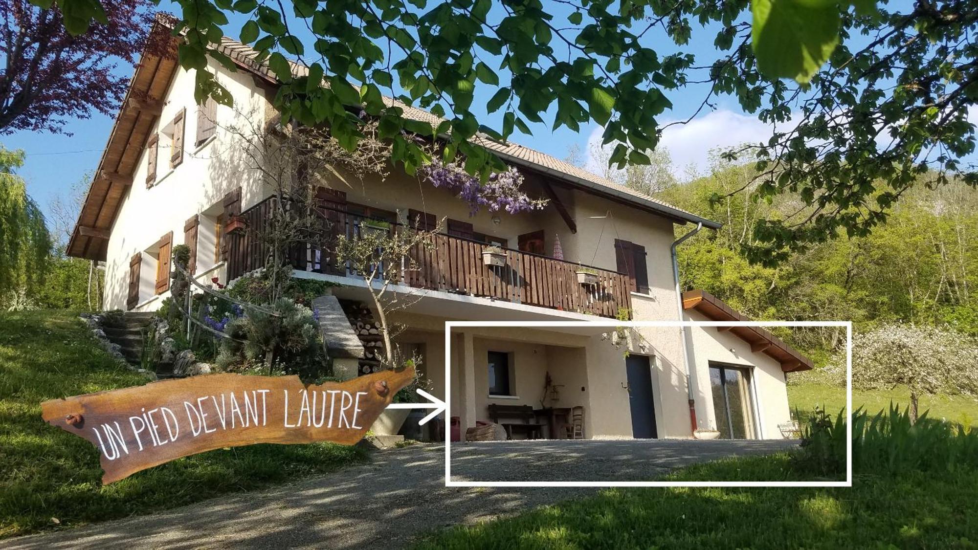Un Pied Devant L'Autre Sainte-Marie-D'Alvey Zewnętrze zdjęcie